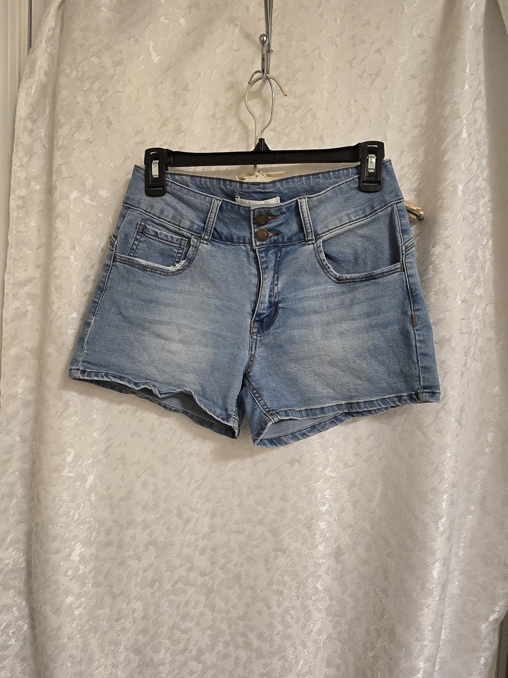 Women's Light Wash High-Rise Denim Shorts